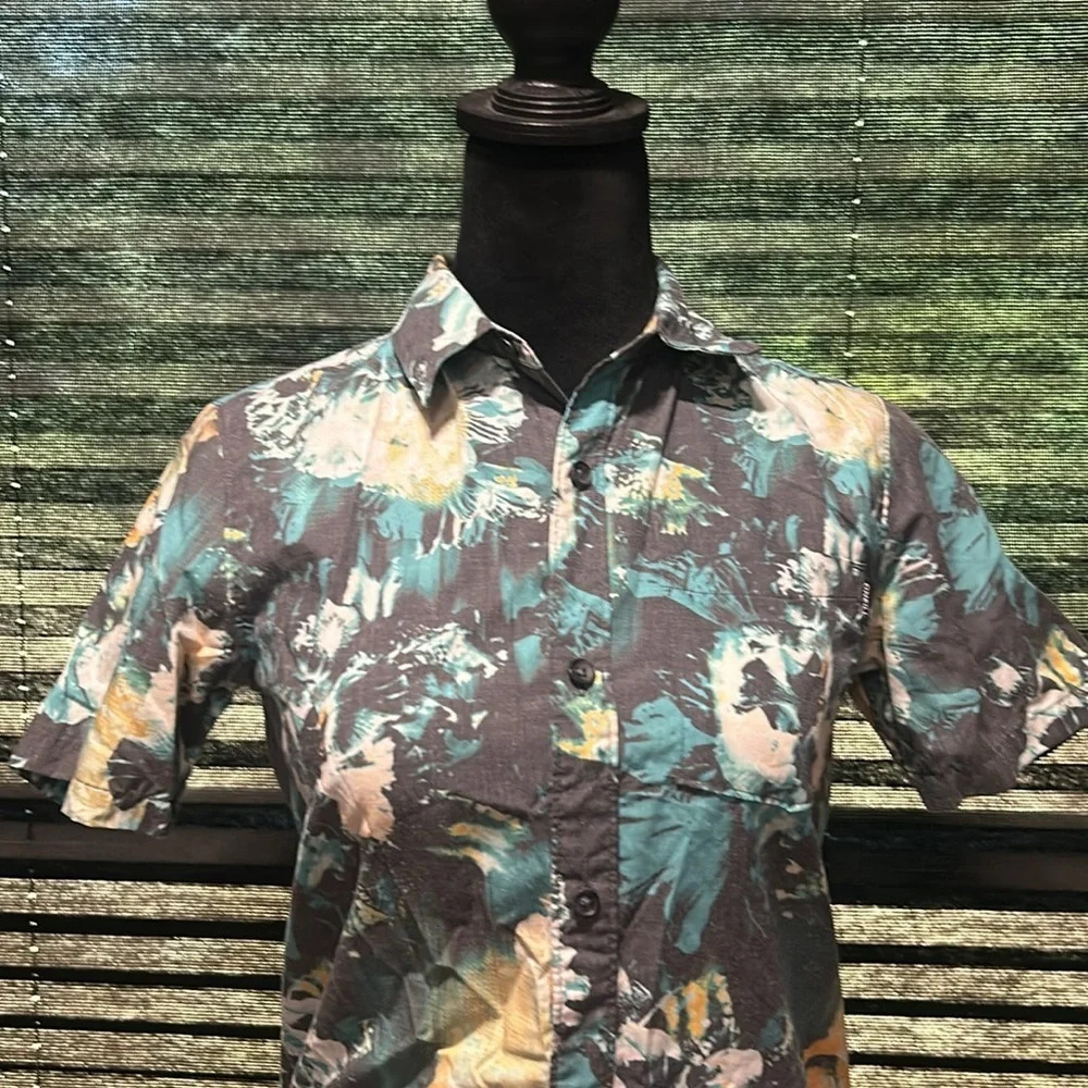 O’Neill Boys Standard Tropical Floral Print Short Sleeve Button Front Shirt Med - Picture 5 of 8